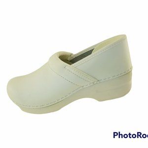 Dansko Womens White Nursing  Work Wear Clogs Size 40/US Size 9.5-10